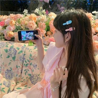 来自普莱恩维尔的女孩 在线观看